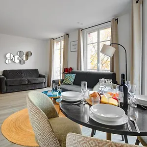 155 Georges - Superbe A , París Francia