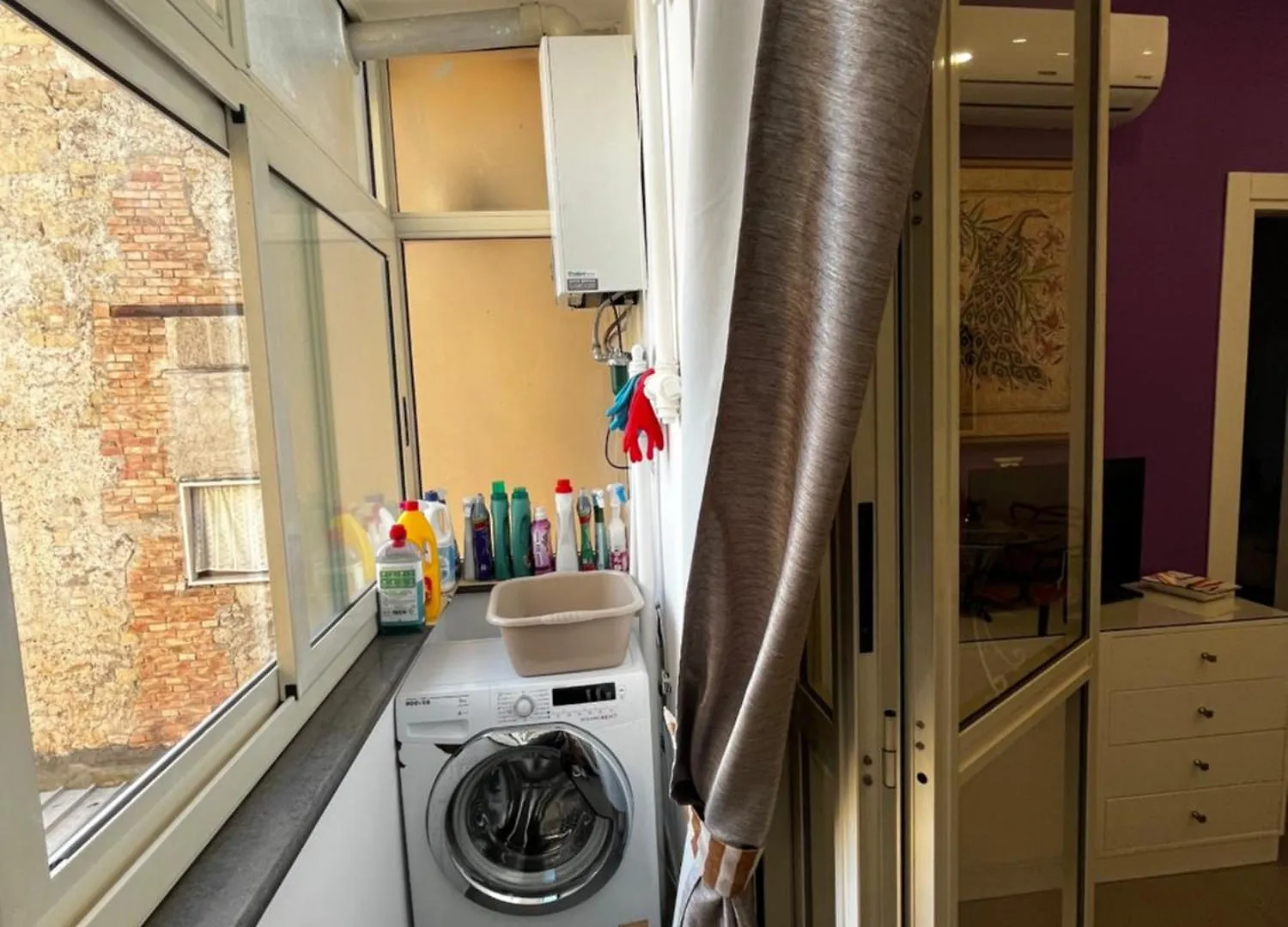 Appartamento In pieno centro storico - la casa di Anna Napoli